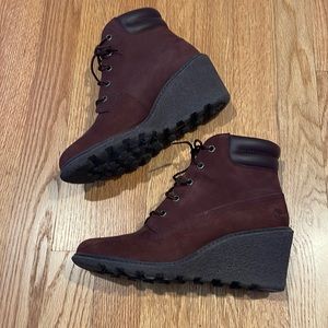 Timberland booties - like new